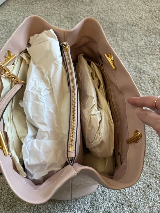 Tory Burch Blush Quilted Leather Chain-Handle Tote - Picture 7 of 8